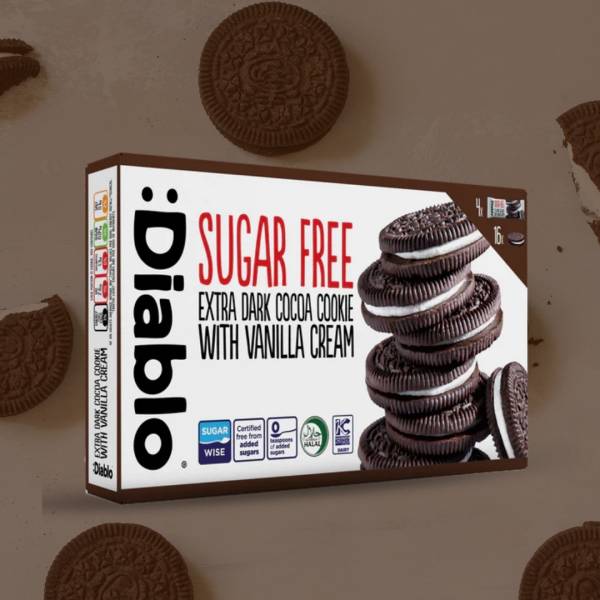 Extra Dark Cocoa Flavour Sandwich Cookie with Vanilla Cream (176g)